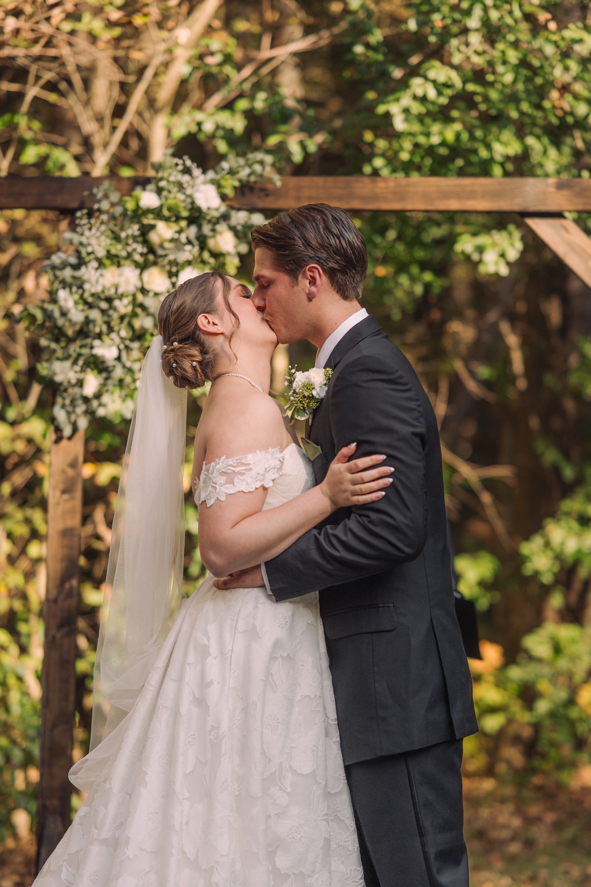 carousel-hero-element image-0