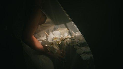 mobile - carousel-hero-element image-3