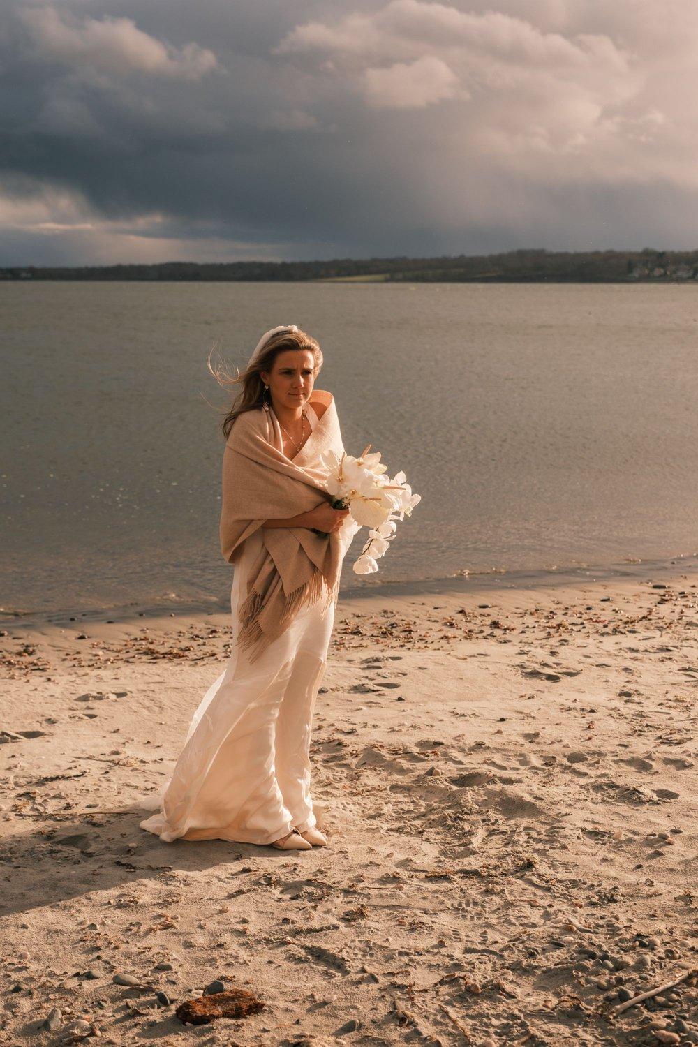 carousel-hero-element image-4